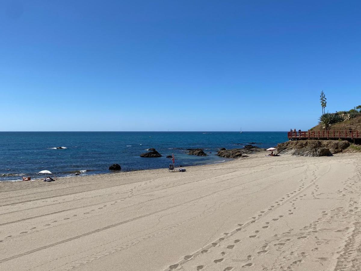 Independent Villa Beach House El Bosque La Cala De Mijas Luaran gambar