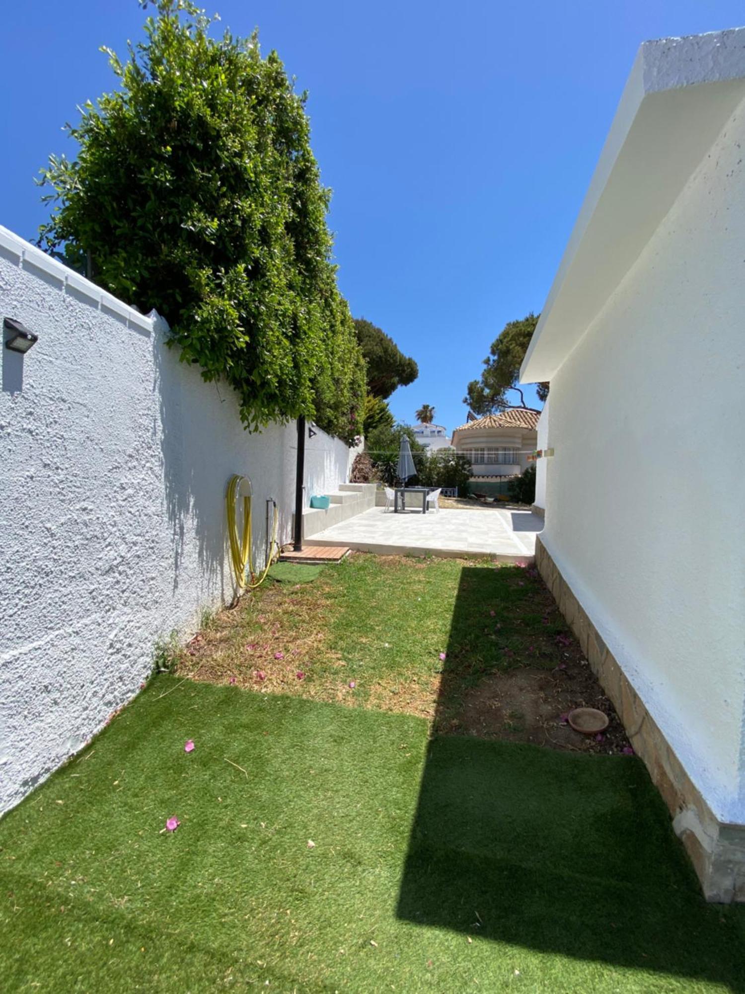 Independent Villa Beach House El Bosque La Cala De Mijas Luaran gambar