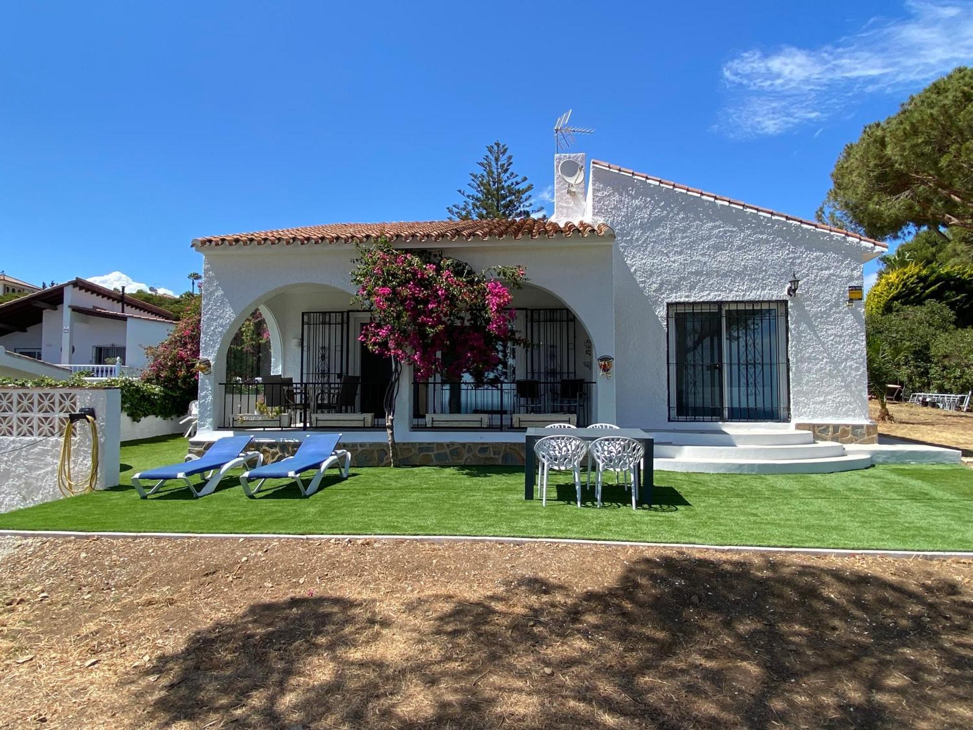 Independent Villa Beach House El Bosque La Cala De Mijas Luaran gambar